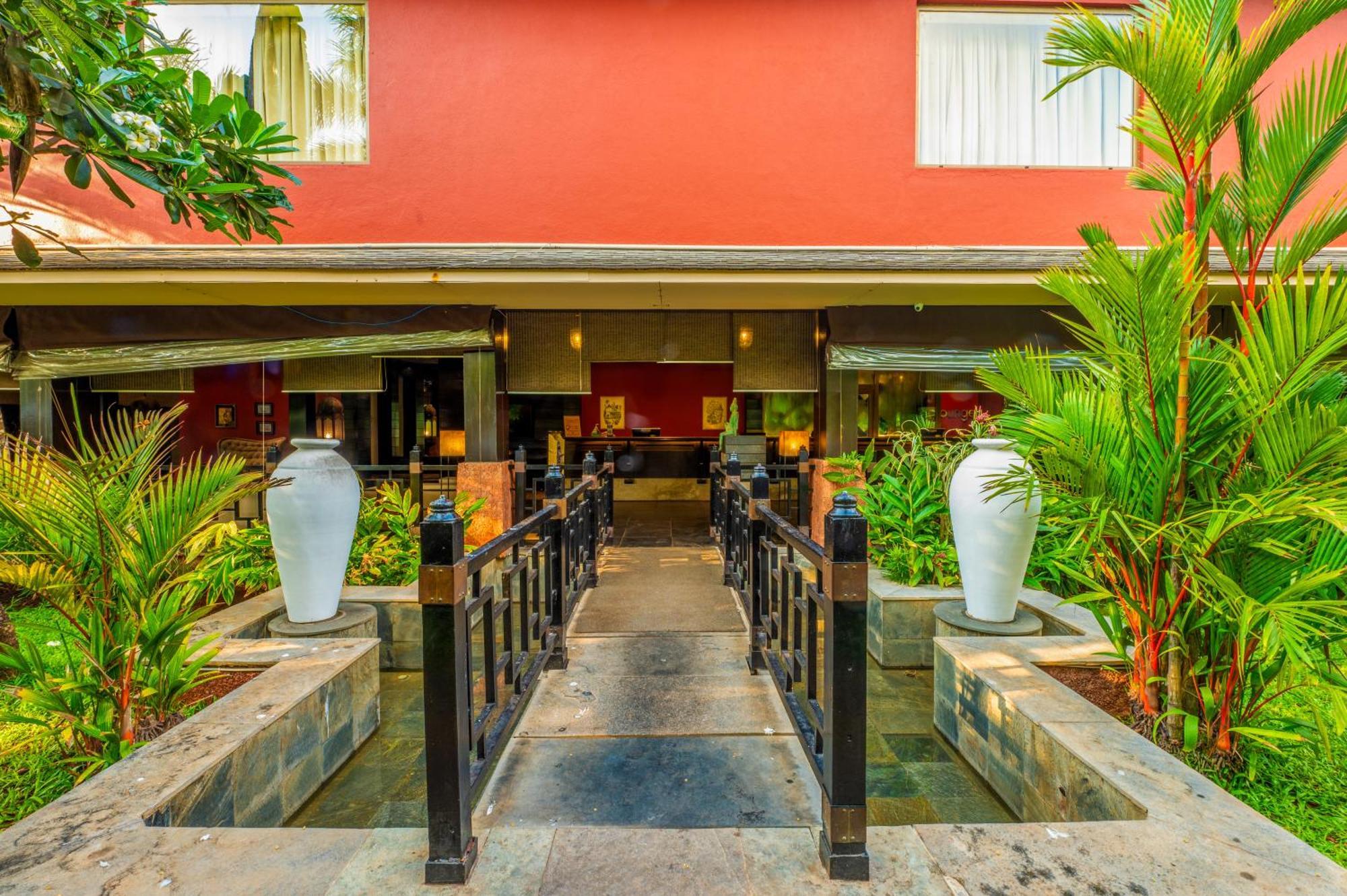 O Hotel Goa, Candolim Beach Exterior foto