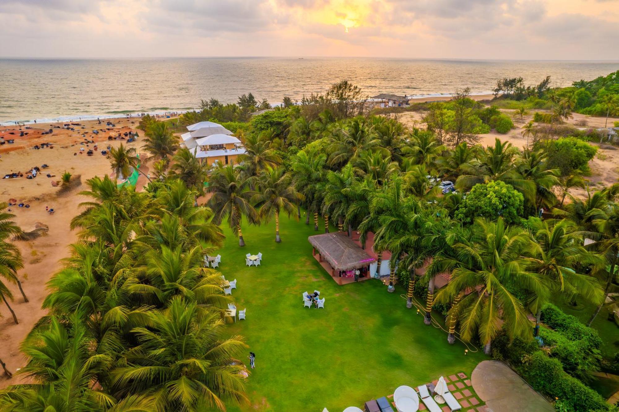 O Hotel Goa, Candolim Beach Exterior foto